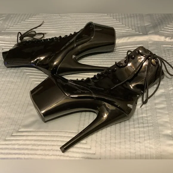 Pleaser Patent Leather 7 inch Booties - Picture 9 of 9